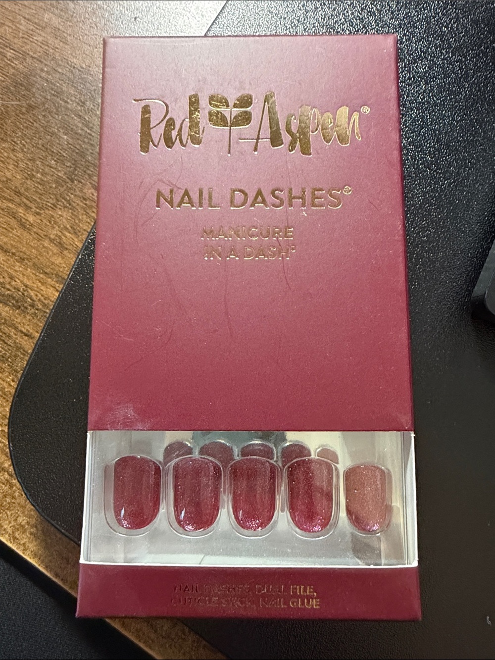 Red Aspen Wine-Red Nail Dashes Press-On Nails